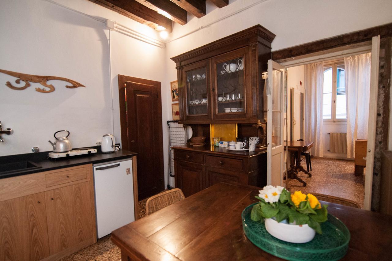 Appartamento Casa 300 เวนิส ภายนอก รูปภาพ